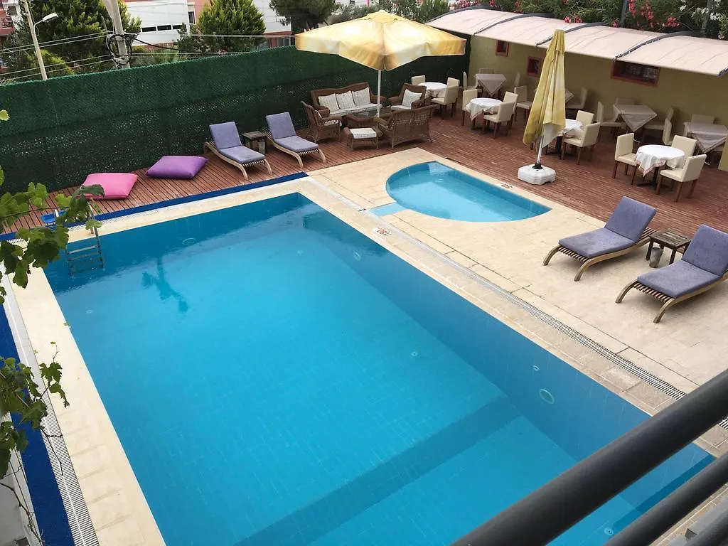 Pacific Hotel Çeşme 2*,